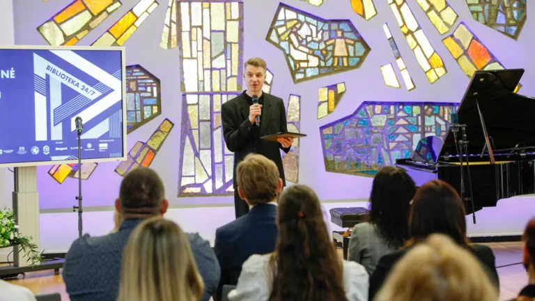 Bibliotekininko rinkimams